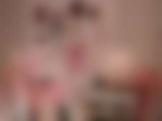 elara-vee's Live Sex Cam Show