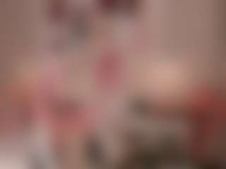 elara-vee's Live Sex Cam Show