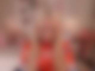 elara-vee's Live Sex Cam Show