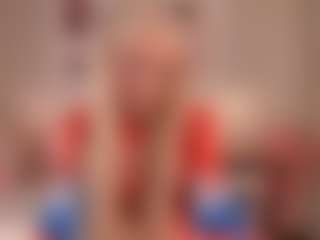 elara-vee's Live Sex Cam Show