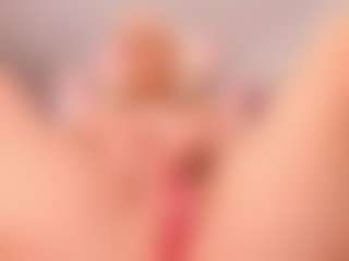 elara-vee's Live Sex Cam Show