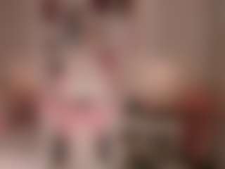 elara-vee's Live Sex Cam Show