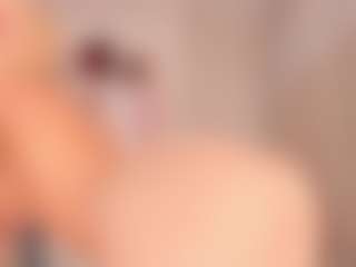 Live cam show with elara-vee - Pornstar Spank on live.xheat.ai