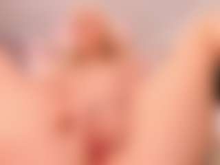 Live cam show with elara-vee - Asshole Toys on live.xheat.ai
