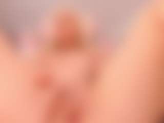 Live cam show with elara-vee - HD on justonemore.cc