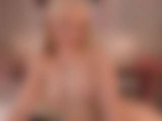 elara-vee's Live Sex Cam Show