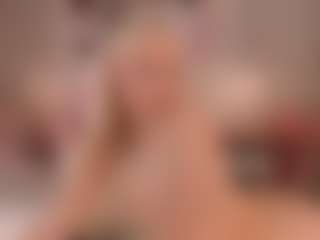 elara-vee's Live Sex Cam Show