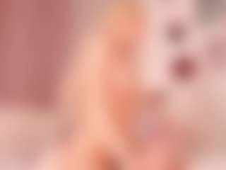 elara-vee's Live Sex Cam Show
