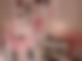 elara-vee's Live Sex Cam Show
