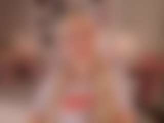 elara-vee's Live Sex Cam Show