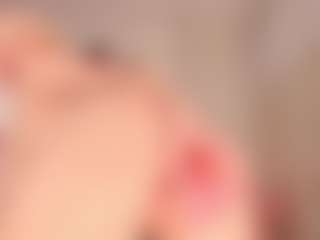 elara-vee's Live Sex Cam Show