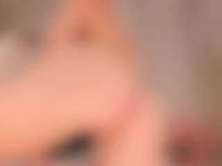 elara-vee's Live Sex Cam Show