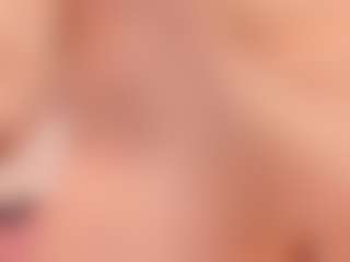 elara-vee's Live Sex Cam Show