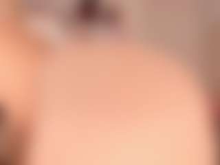 elara-vee's Live Sex Cam Show