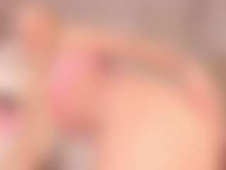 elara-vee's Live Sex Cam Show