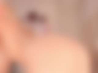 Live cam show with elara-vee - Young Adult on Camsoda