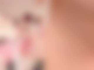 elara-vee's Live Sex Cam Show
