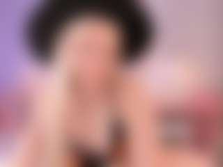 elara-vee's Live Sex Cam Show