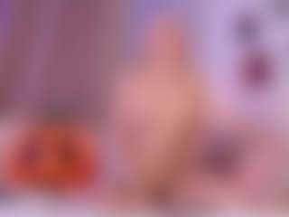 elara-vee's Live Sex Cam Show