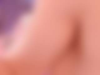 elara-vee's Live Sex Cam Show