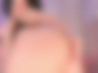elara-vee's Live Sex Cam Show