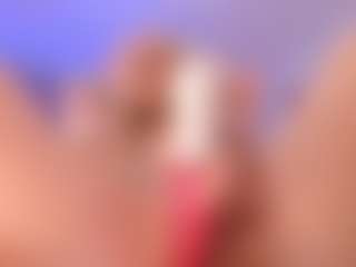 elara-vee's Live Sex Cam Show
