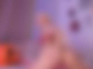 elara-vee's Live Sex Cam Show