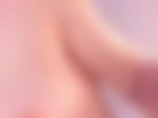 elara-vee's Live Sex Cam Show