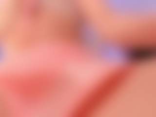 elara-vee's Live Sex Cam Show