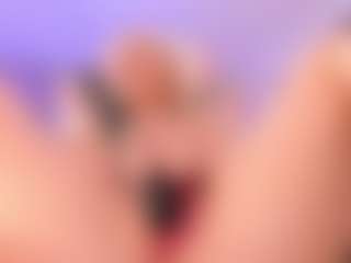 elara-vee's Live Sex Cam Show