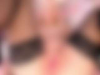 elara-vee's Live Sex Cam Show