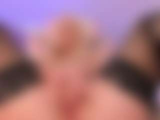 elara-vee's Live Sex Cam Show