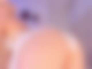elara-vee's Live Sex Cam Show