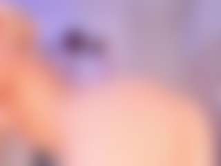 elara-vee's Live Sex Cam Show