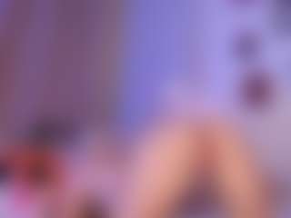 elara-vee's Live Sex Cam Show