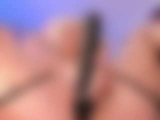 Live cam show with elara-vee - Foot Fetish Toys on sexylive.show