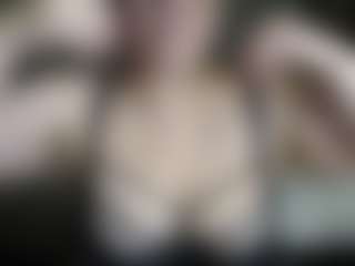 ElizaDreamAntecedent's Live Sex Cam Show