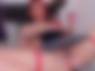 Live cam show with Luna-Loboo - Red Hair on Latina Girls