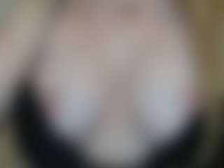 mamutrahal's Live Sex Cam Show