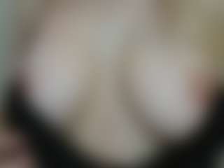 mamutrahal's Live Sex Cam Show