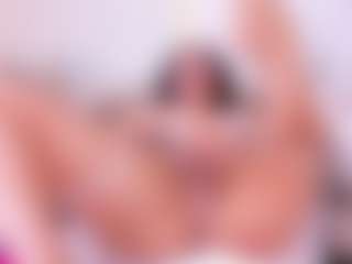 Live cam show with MarelynSummer - Young Adult on CamClone