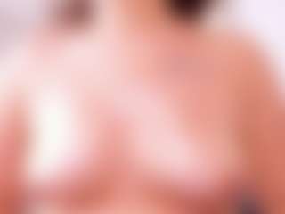 Live cam show with MarelynSummer - Petite on CamwithHer