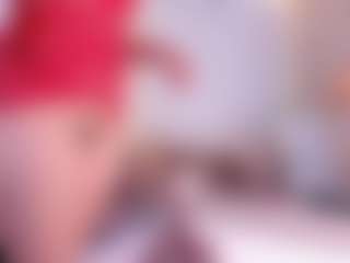 Live cam show with MarelynSummer - Dildo on SinfulBabes