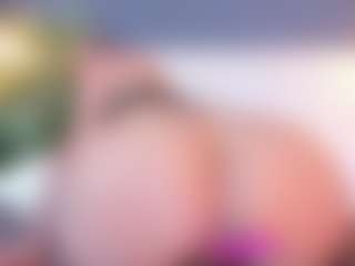 MarelynSummer's Live Sex Cam Show