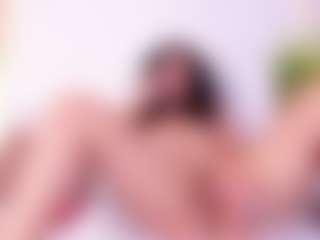 MarelynSummer's Live Sex Cam Show