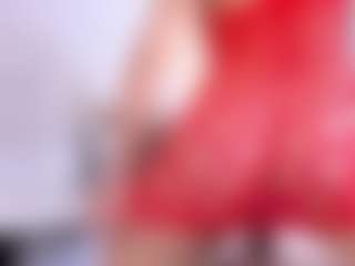 Live cam show with MarelynSummer - Sexy on StripNow