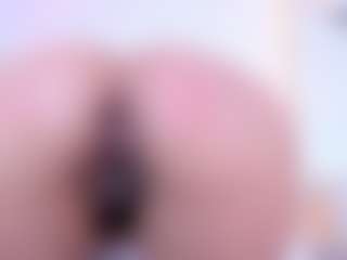 Live cam show with MarelynSummer - Strip Teen (18+) on Dolls Live
