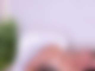 MarelynSummer's Live Sex Cam Show