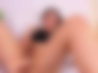 Live cam show with MarelynSummer - Petite Teen (18+) on Mixed Magazine Live