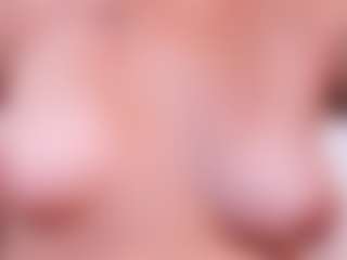 MarelynSummer's Live Sex Cam Show